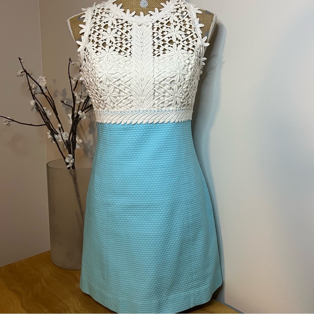 Lilly Pulitzer Breakers White, Turquoise Shift Dress - Picture 2 of 10
